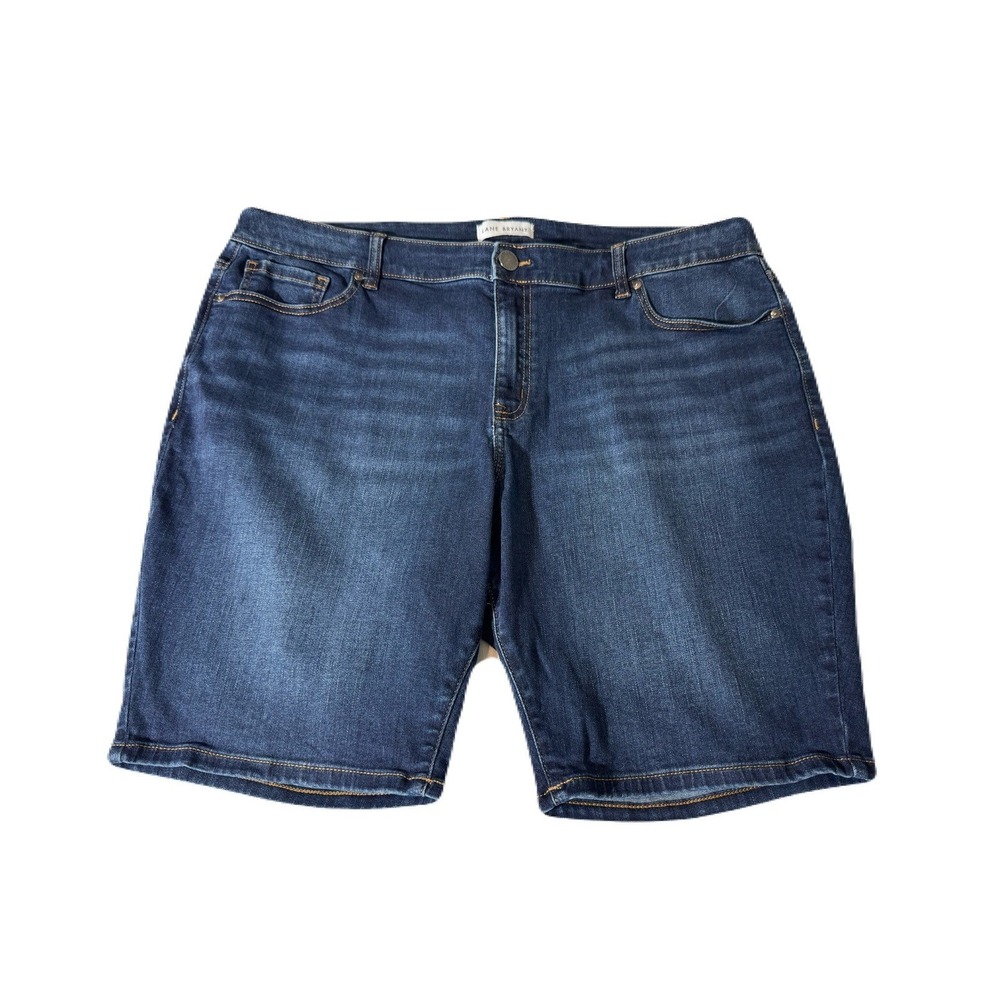 Lane Bryant Flex Magic Waistband Signature Fit Bermuda Shorts Size 24